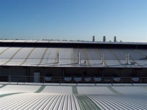 business-commercial-property-high-pressure-cleaning-of-roofs-01